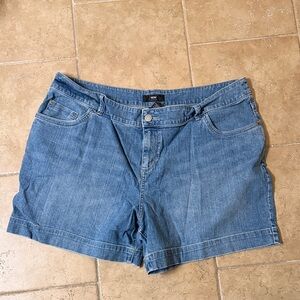 Mossimo Supply Co. 22W stretch Light Blue Denim Shorts